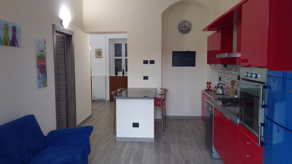 Appartamento Corso Regina Margherita 77 *